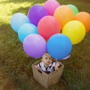 фотосессия для мальчика 1 год, фото с шариками